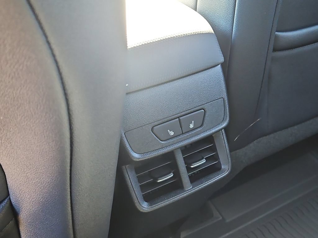 Used 2026 Chevrolet Equinox RS w/ Convenience Package III FWD image 13