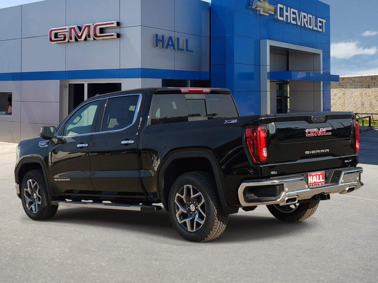 New 2026 GMC Sierra 1500 SLT AWD/4WD image 3