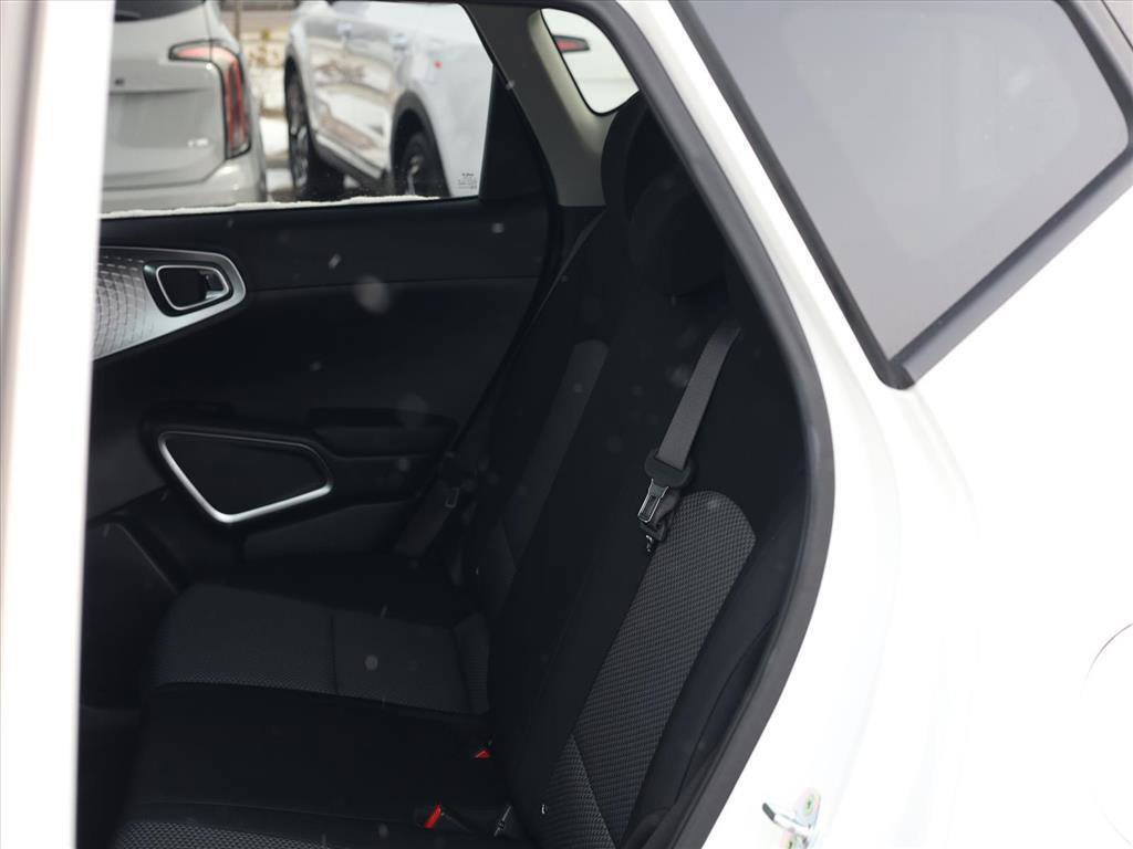 Used 2023 Kia Soul S image 18