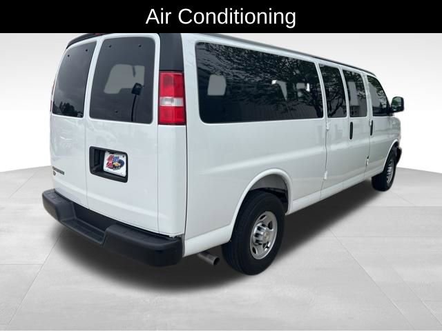 Certified 2025 Chevrolet Express 3500 LS RWD image 8