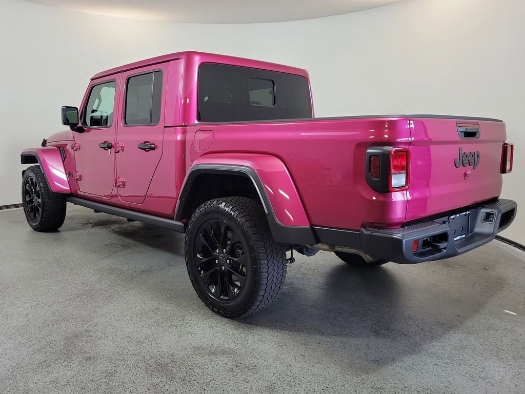 Used 2024 Jeep Gladiator Sport AWD/4WD image 5
