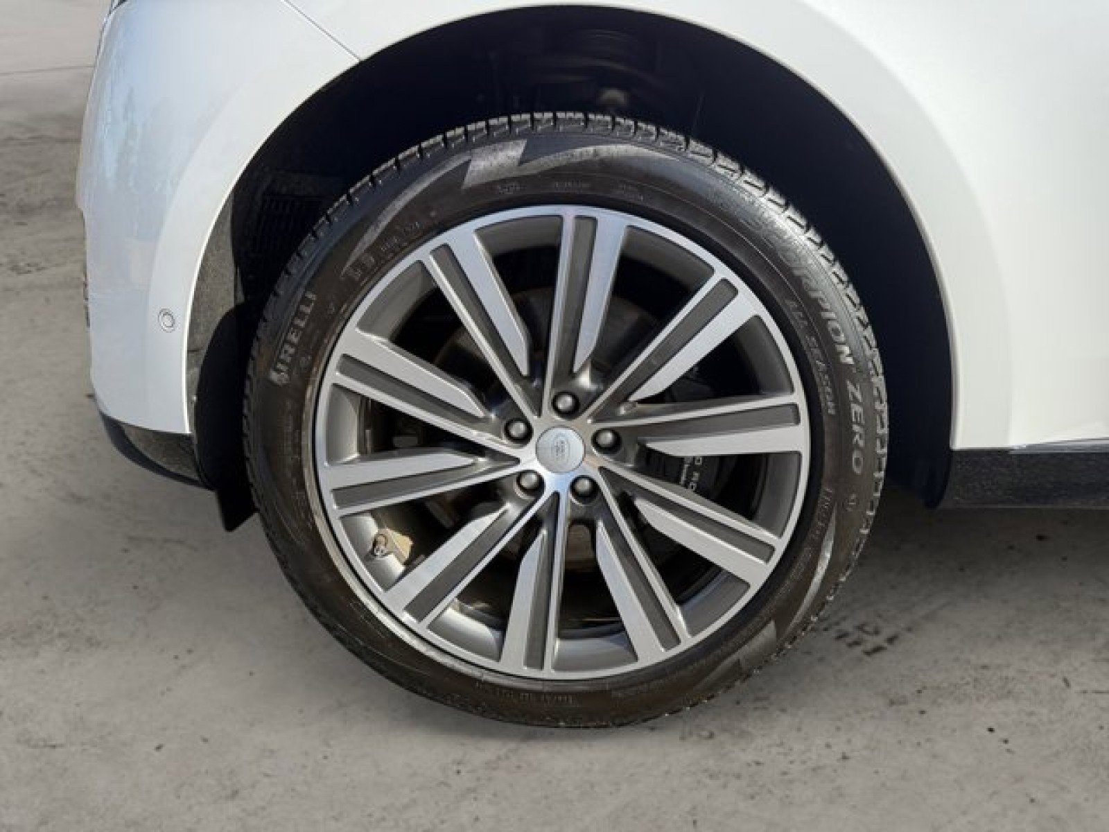 Certified 2023 Land Rover Range Rover Long Wheelbase Autobiography AWD/4WD image 9