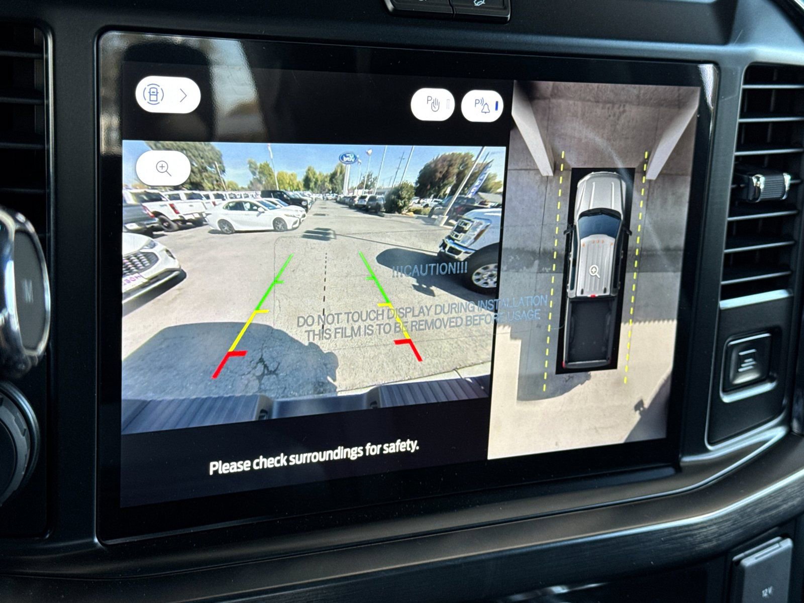 New 2026 Ford F250 Lariat w/ Black Appearance Package image 22