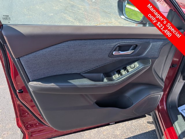 Certified 2023 Nissan Rogue SV AWD/4WD image 14
