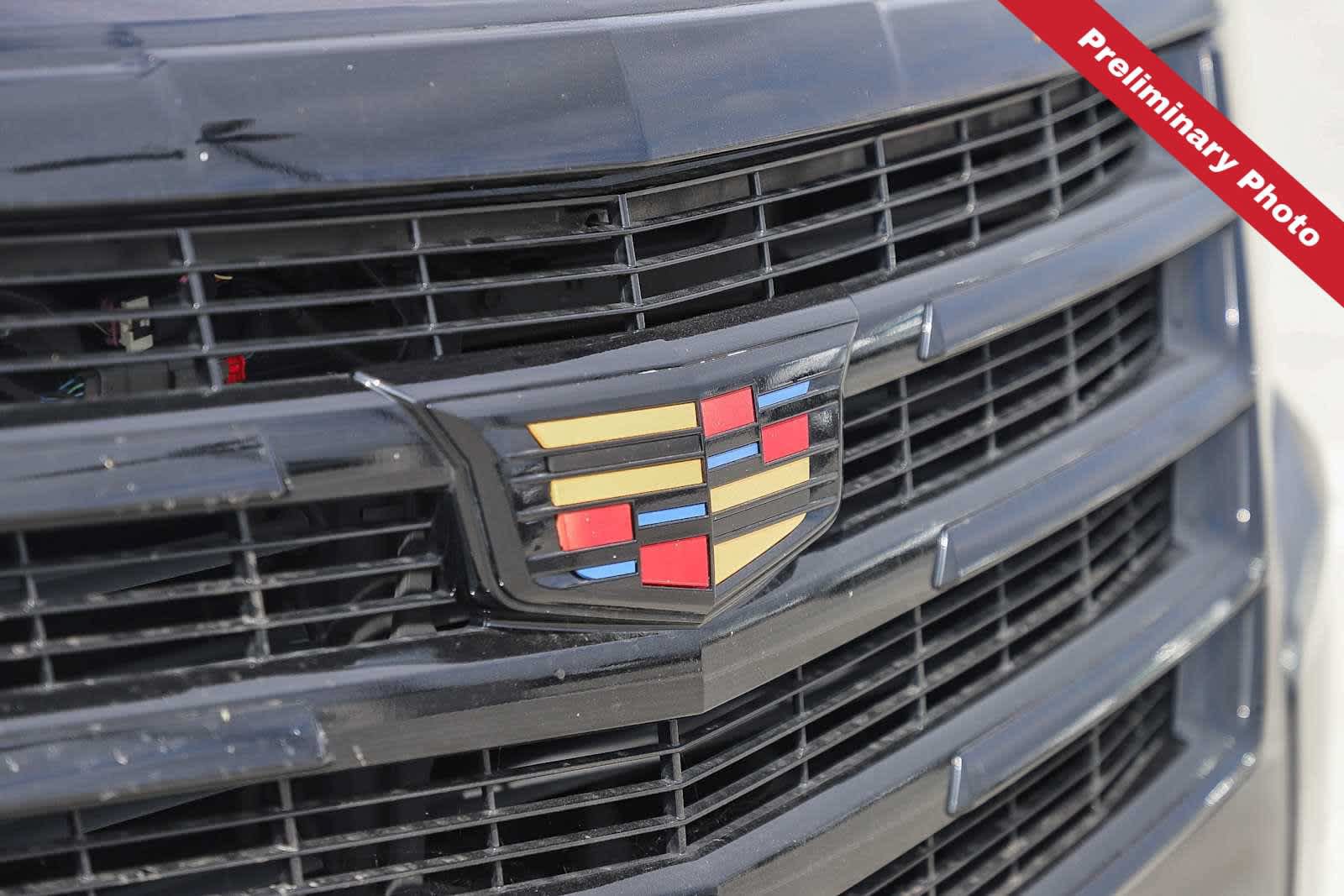 Used 2018 Cadillac Escalade Premium Luxury AWD/4WD image 5