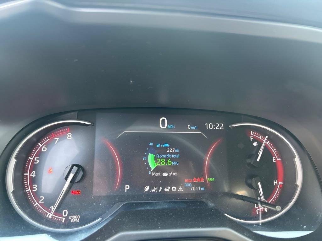 Used 2025 Toyota RAV4 XLE w/ Convenience Package AWD/4WD image 24