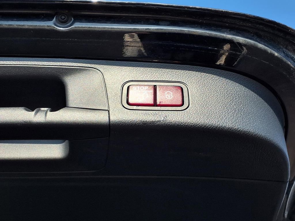 Used 2025 Mercedes-Benz GLA 250 4MATIC image 18