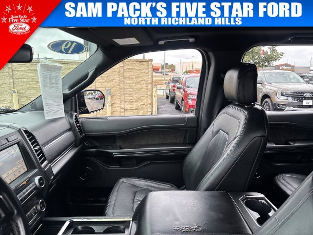 Used 2019 Ford Expedition Limited w/ Equipment Group 301A RWD image 13