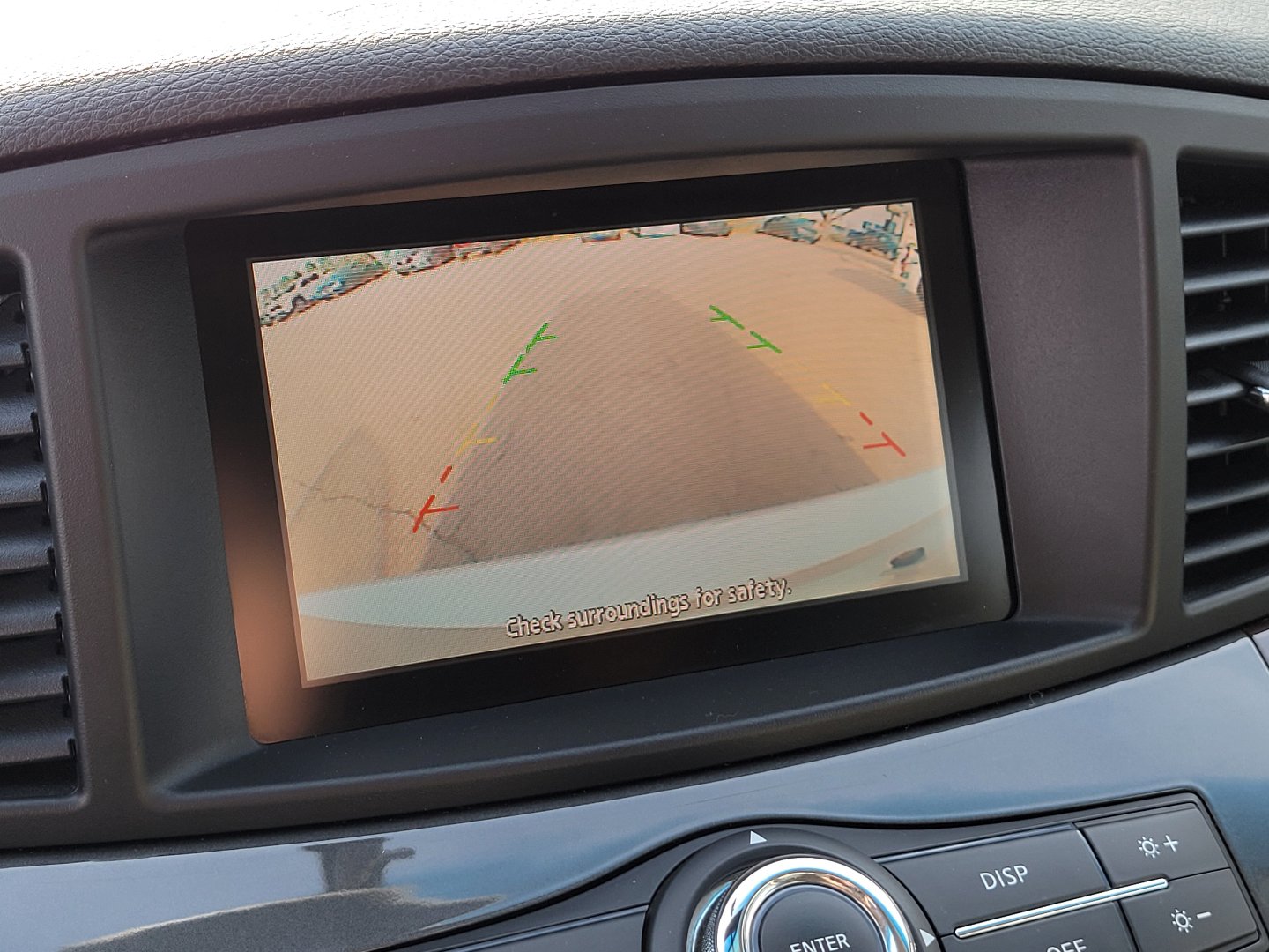 Used 2015 Nissan Quest SL image 27