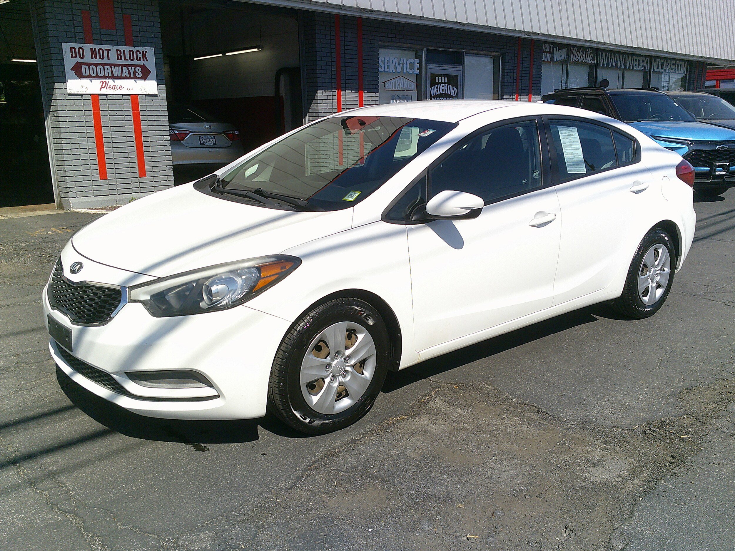 Used 2016 Kia Forte LX FWD image 11