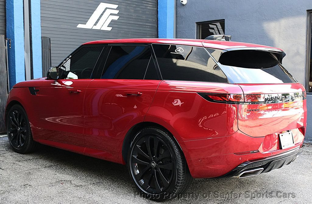 Used 2024 Land Rover Range Rover Sport Dynamic SE AWD/4WD image 5