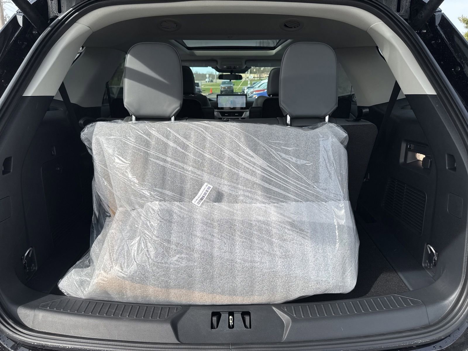 New 2026 Ford Explorer Active w/ Active Comfort Package image 38