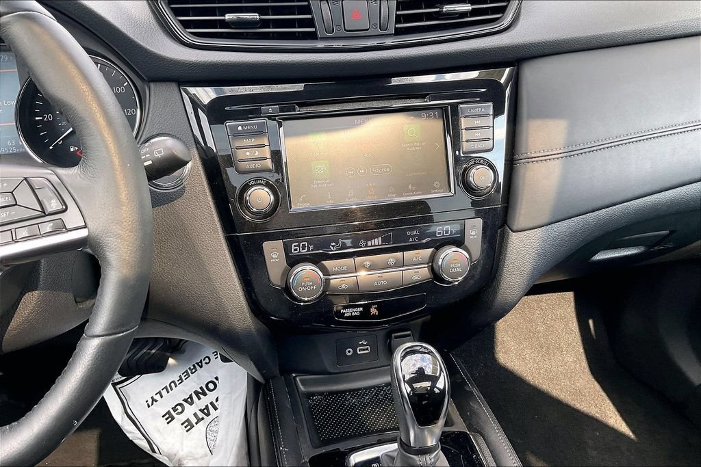 Used 2018 Nissan Rogue SL w/ Premium Package AWD/4WD image 10