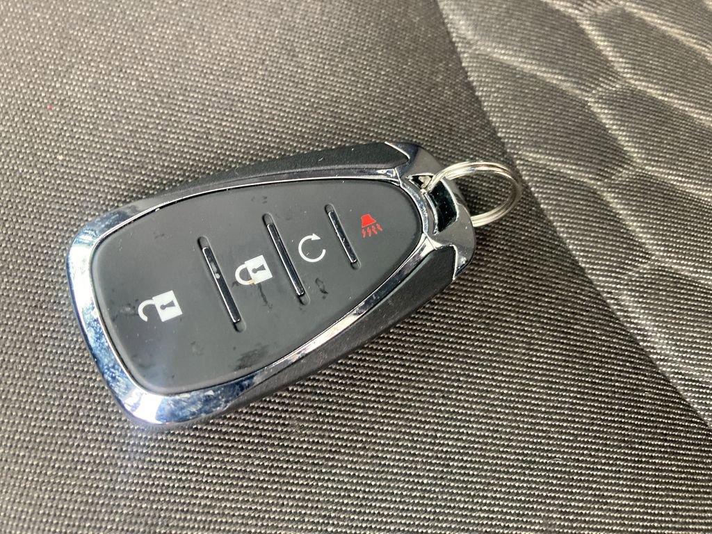 Used 2020 Chevrolet Equinox LT image 38