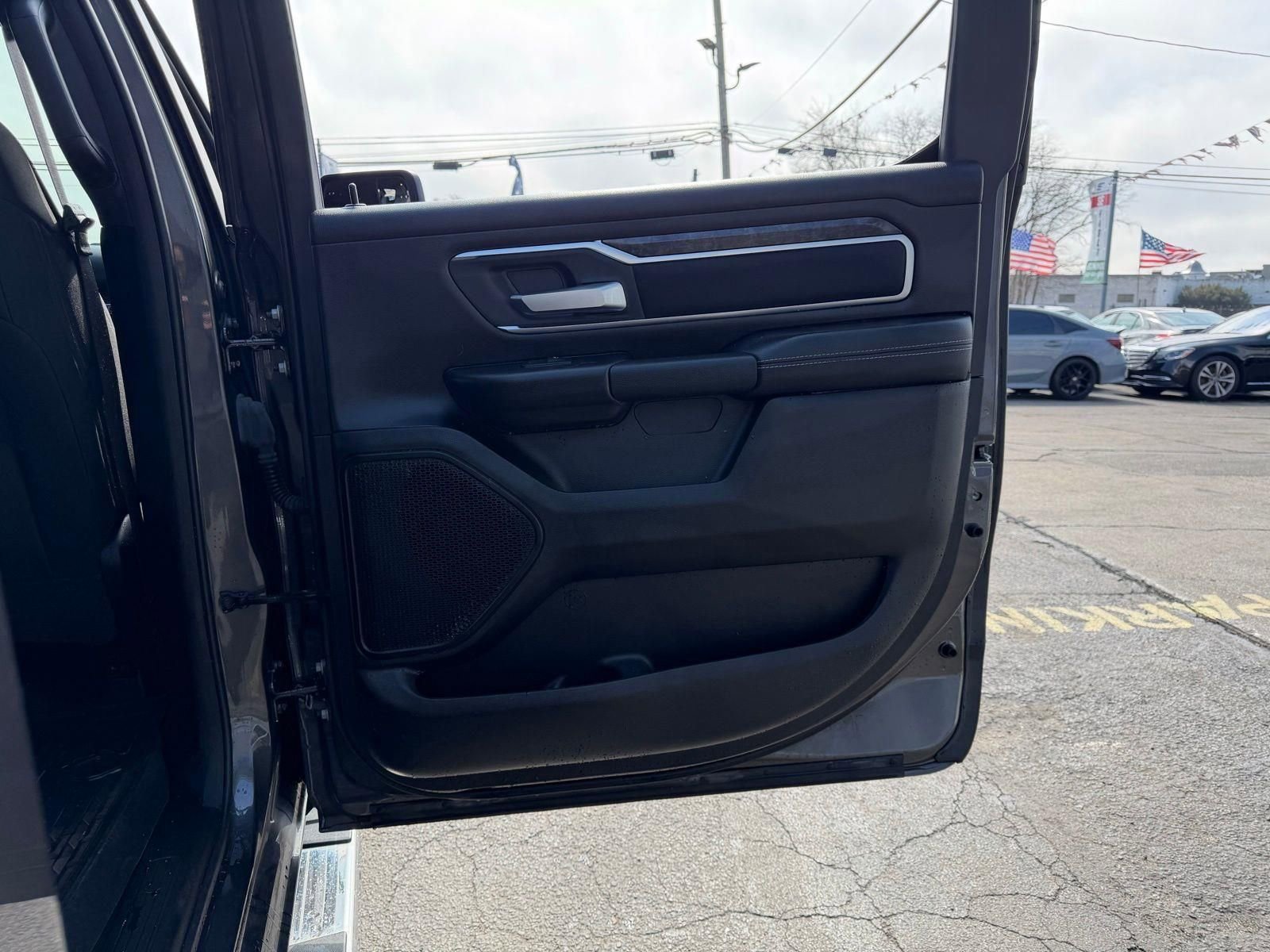 Used 2024 RAM 1500 Big Horn AWD/4WD image 15