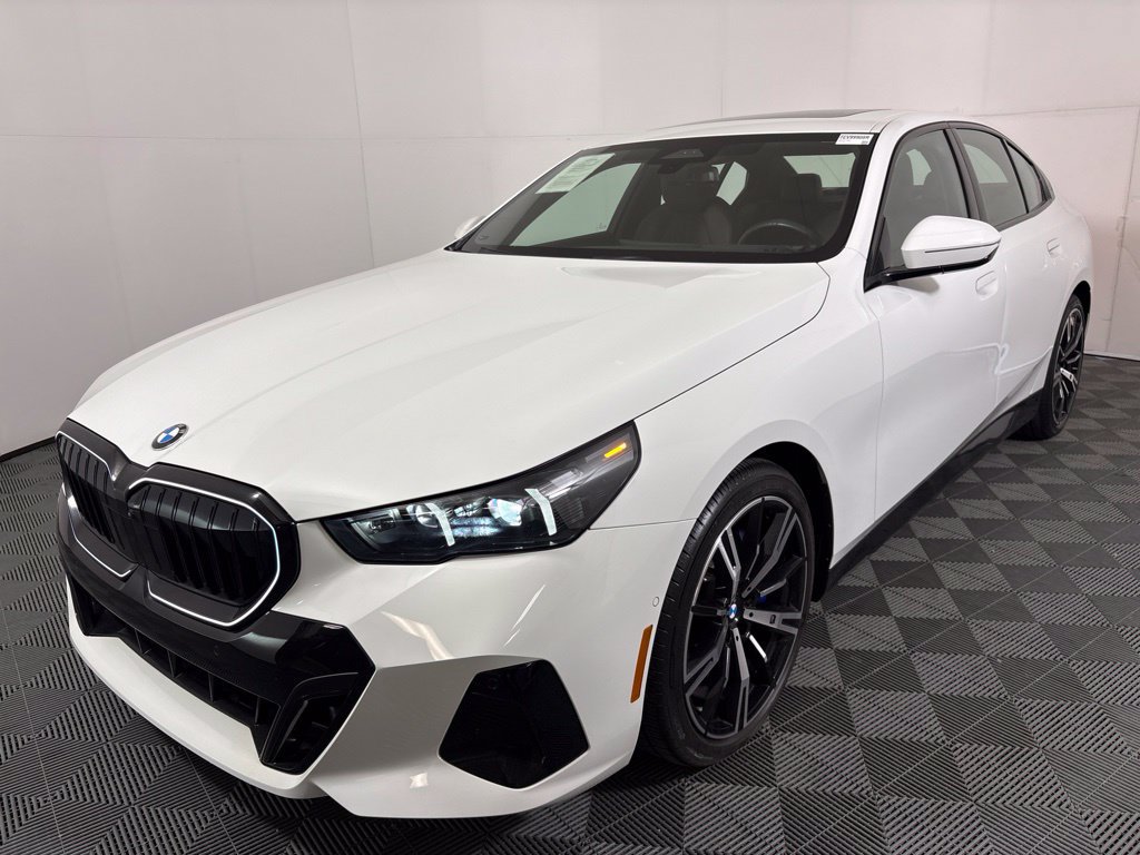 Certified 2026 BMW 530i w/ M Sport Package RWD image 2