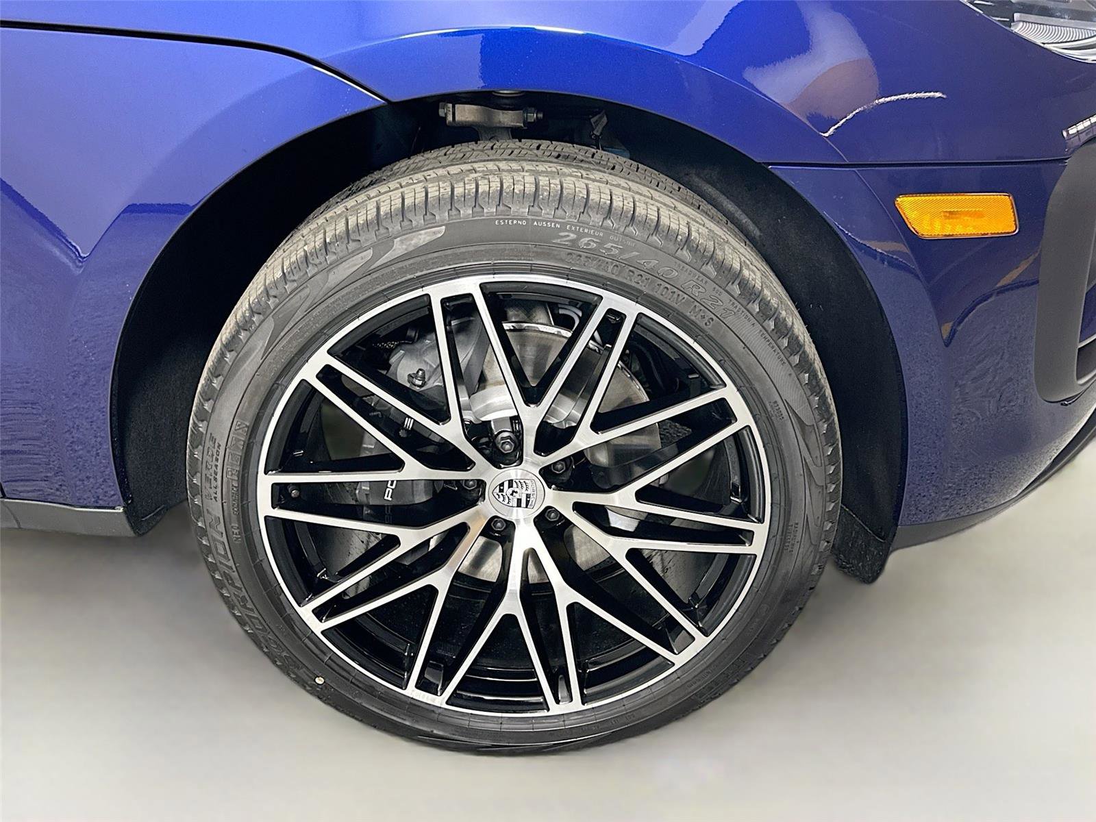Certified 2026 Porsche Macan Turbo AWD/4WD image 14