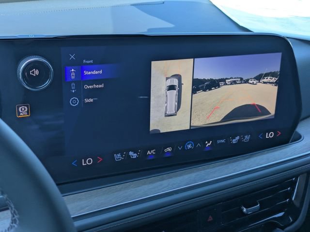 New 2026 Chevrolet Suburban High Country AWD/4WD image 21