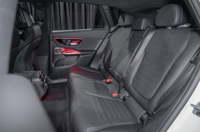 New 2026 Mercedes-Benz GLC 350e 4MATIC image 11