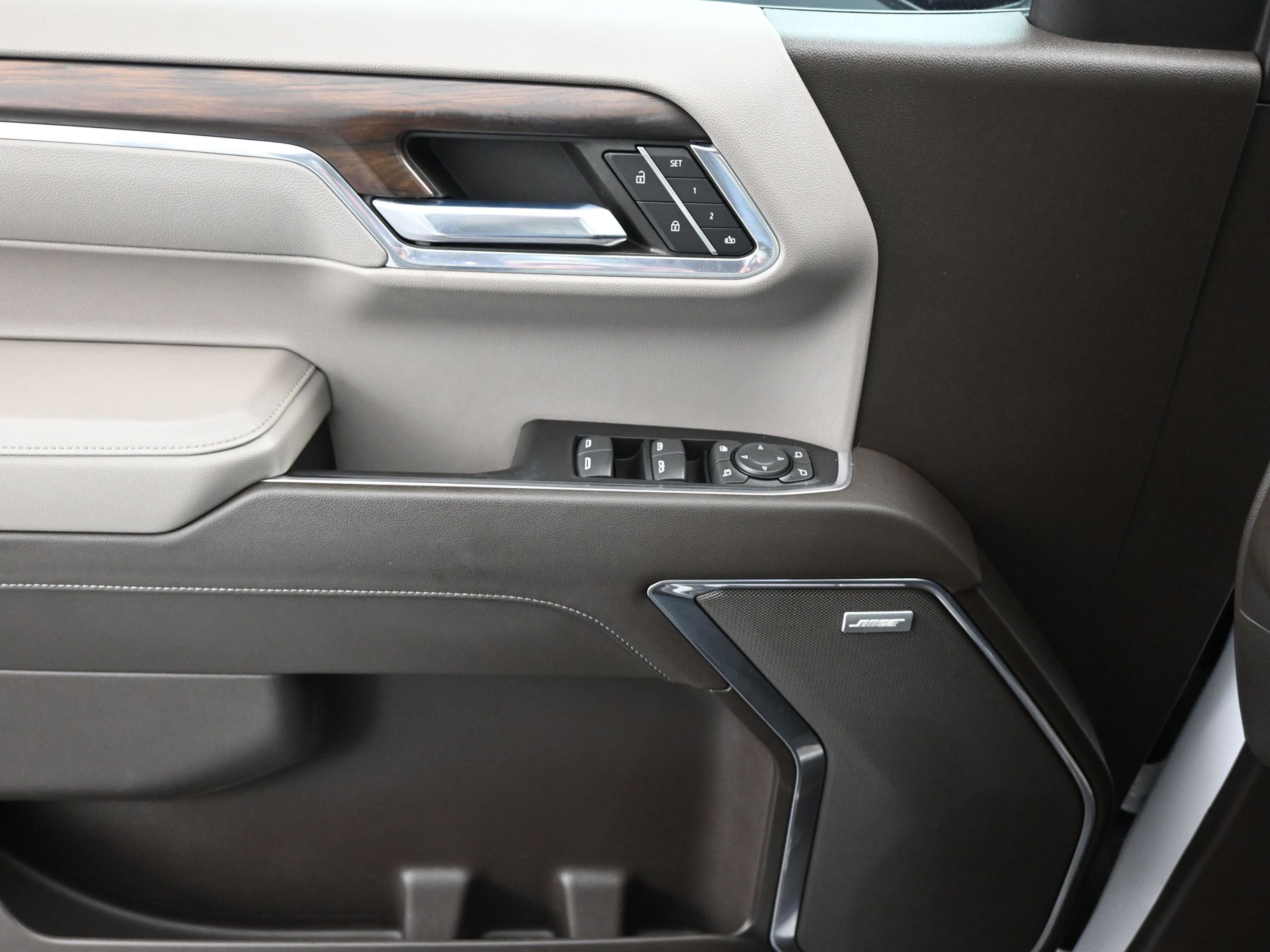 Used 2023 GMC Sierra 1500 SLT w/ SLT Premium Package image 19