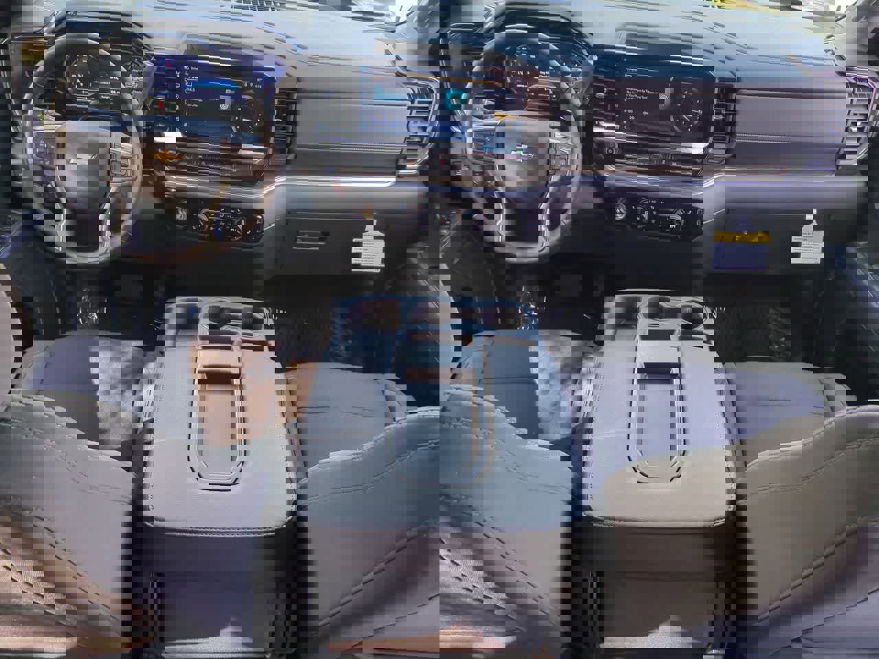 Used 2024 Chevrolet Silverado 1500 LT image 15