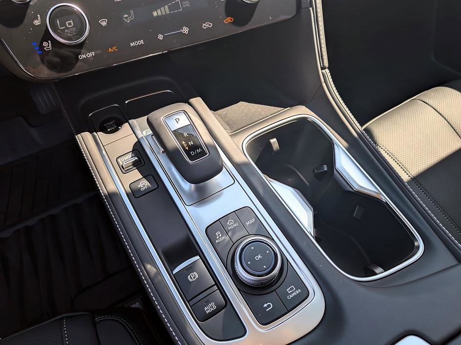 New 2026 INFINITI QX60 Luxe image 18