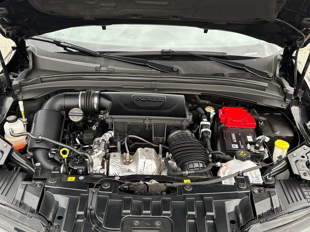 Used 2024 Dodge Hornet GT image 6