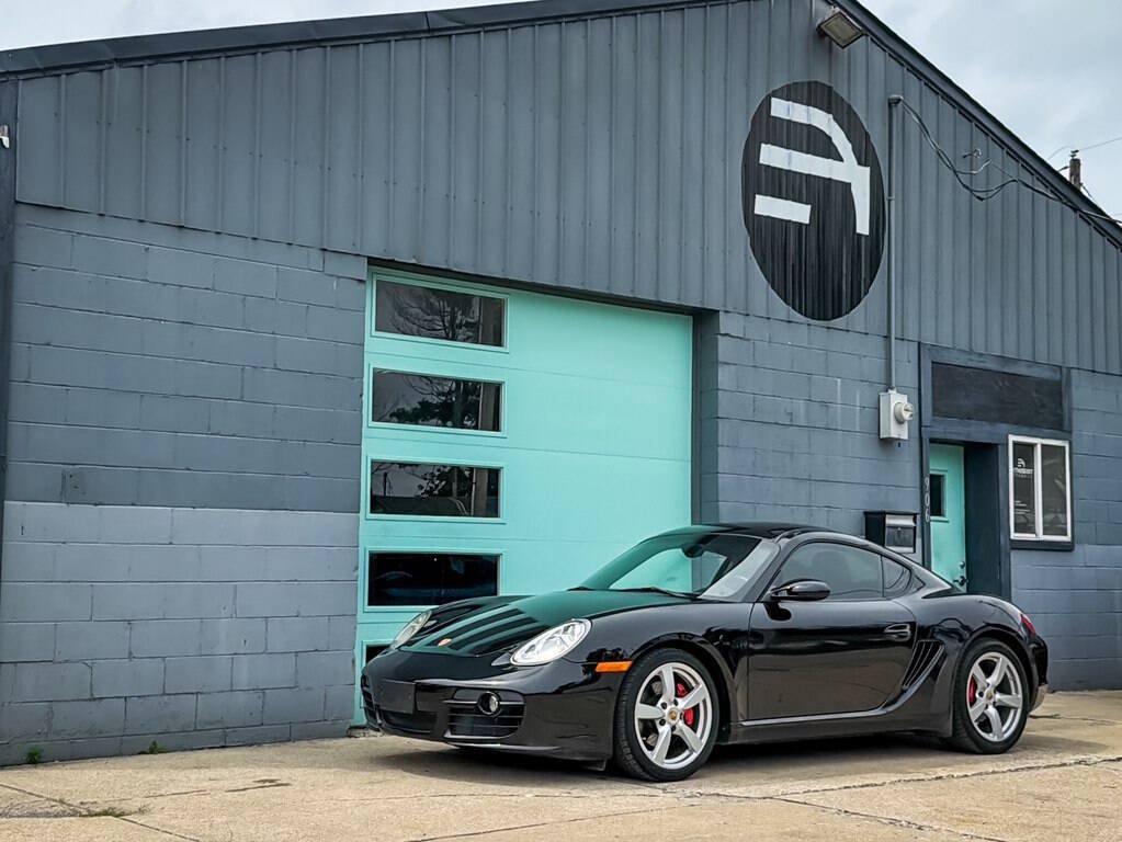 Used 2007 Porsche Cayman S RWD image 2