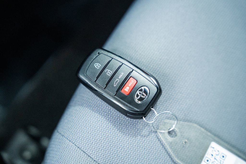 Used 2024 Toyota Corolla SE w/ SE Convenience Package image 41