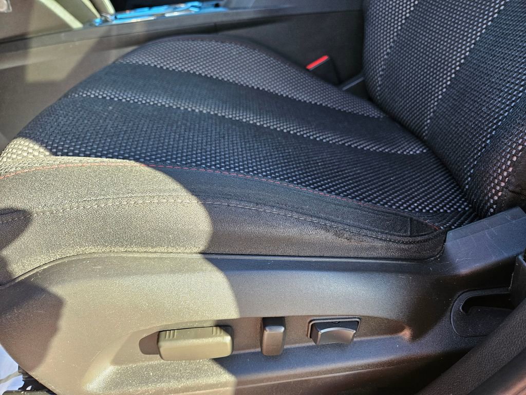 Used 2013 Chevrolet Equinox LT w/ All Star Package image 23