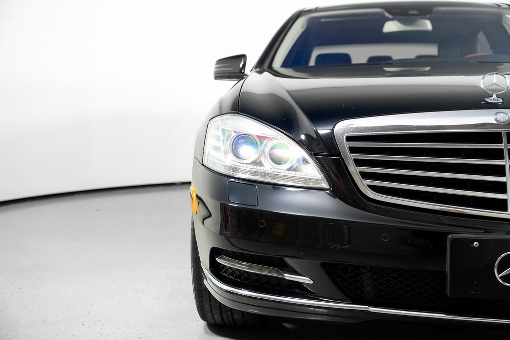 Used 2012 Mercedes-Benz S 550 image 16