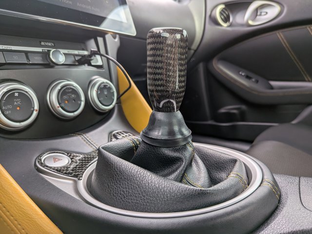 Used 2019 Nissan 370Z Coupe w/ Z34 Heritage Edition - Blue image 9