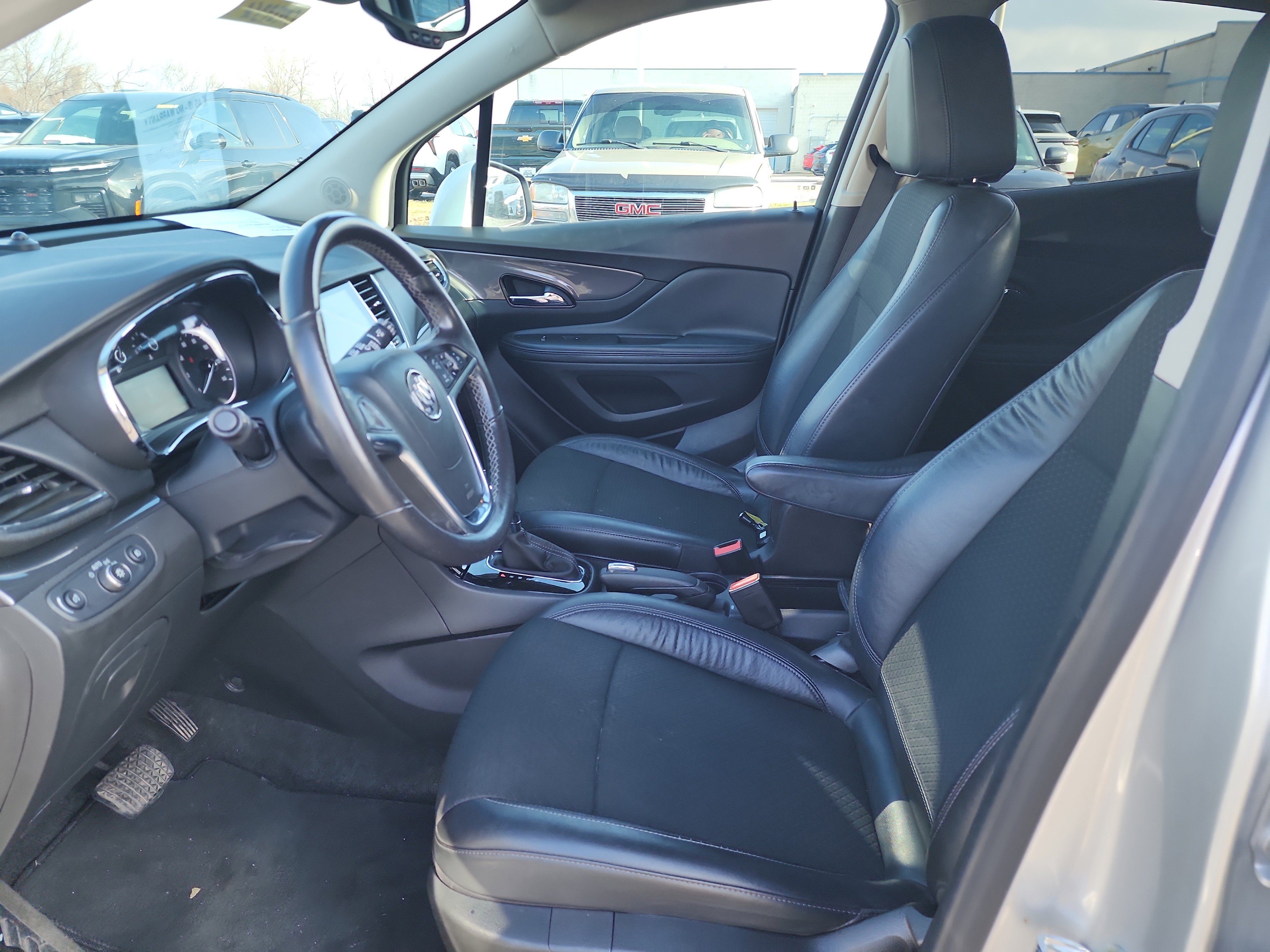 Used 2017 Buick Encore Preferred image 13