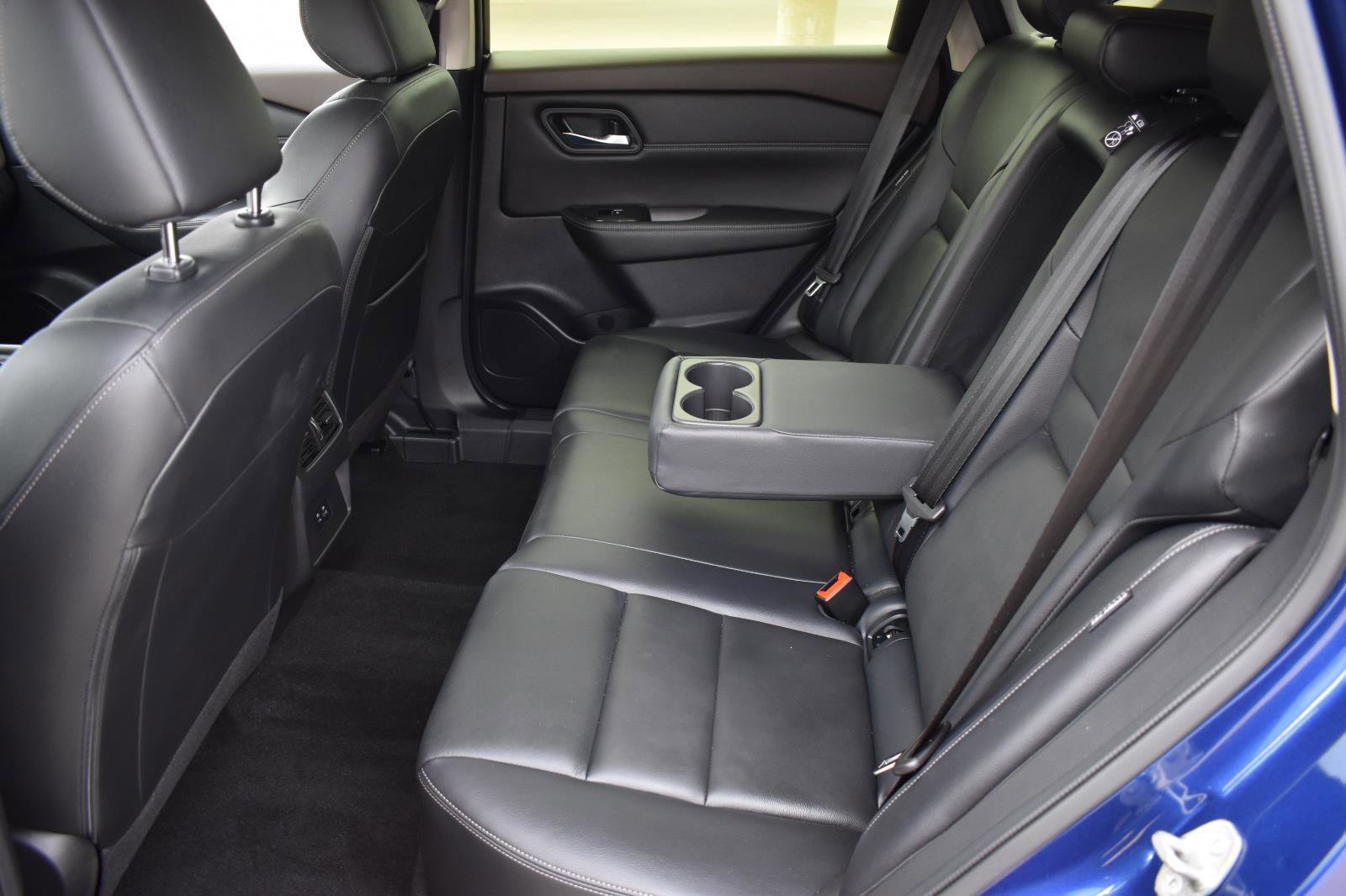 Used 2023 Nissan Rogue SL image 20