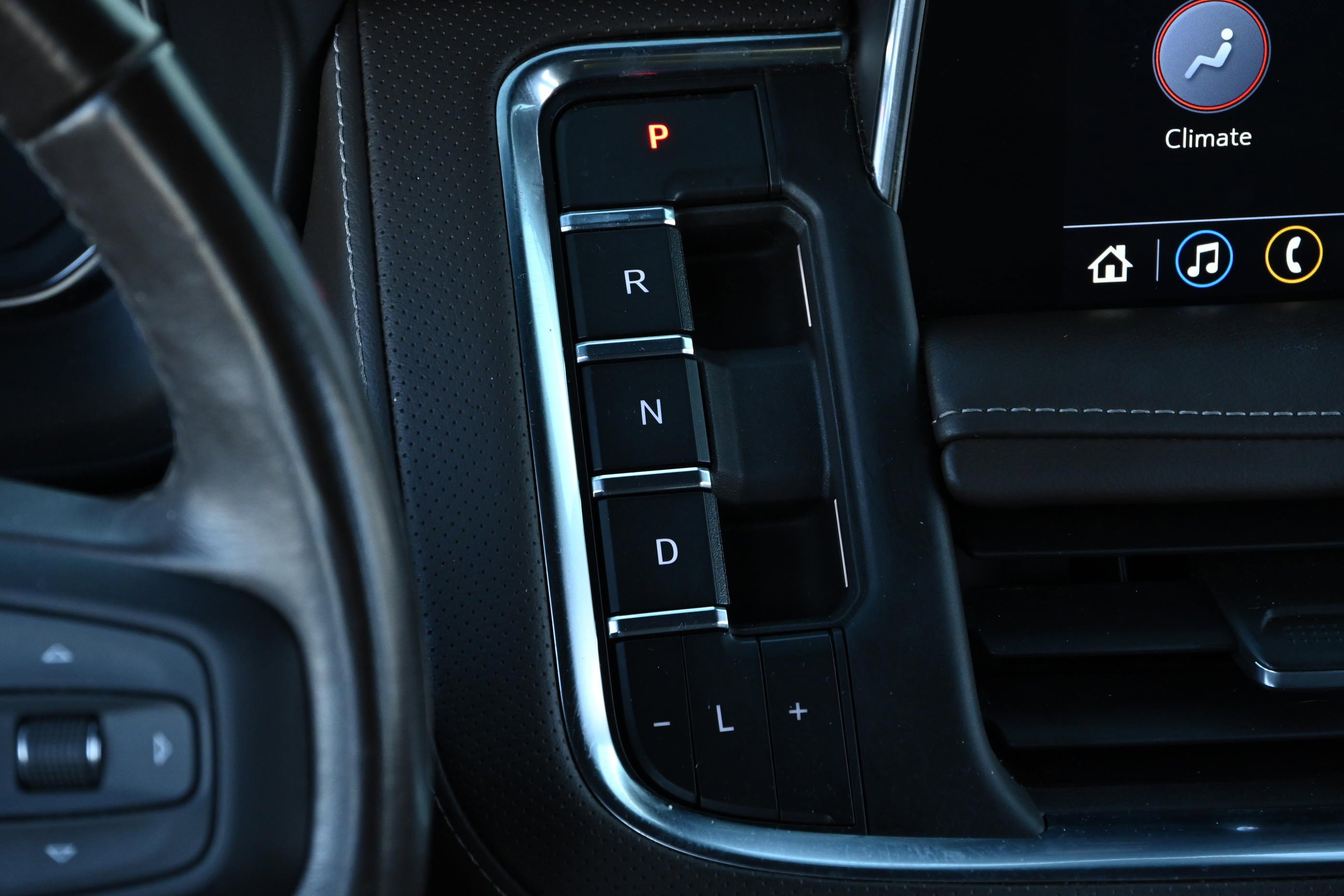 Used 2021 GMC Yukon SLT w/ SLT Premium Package image 20