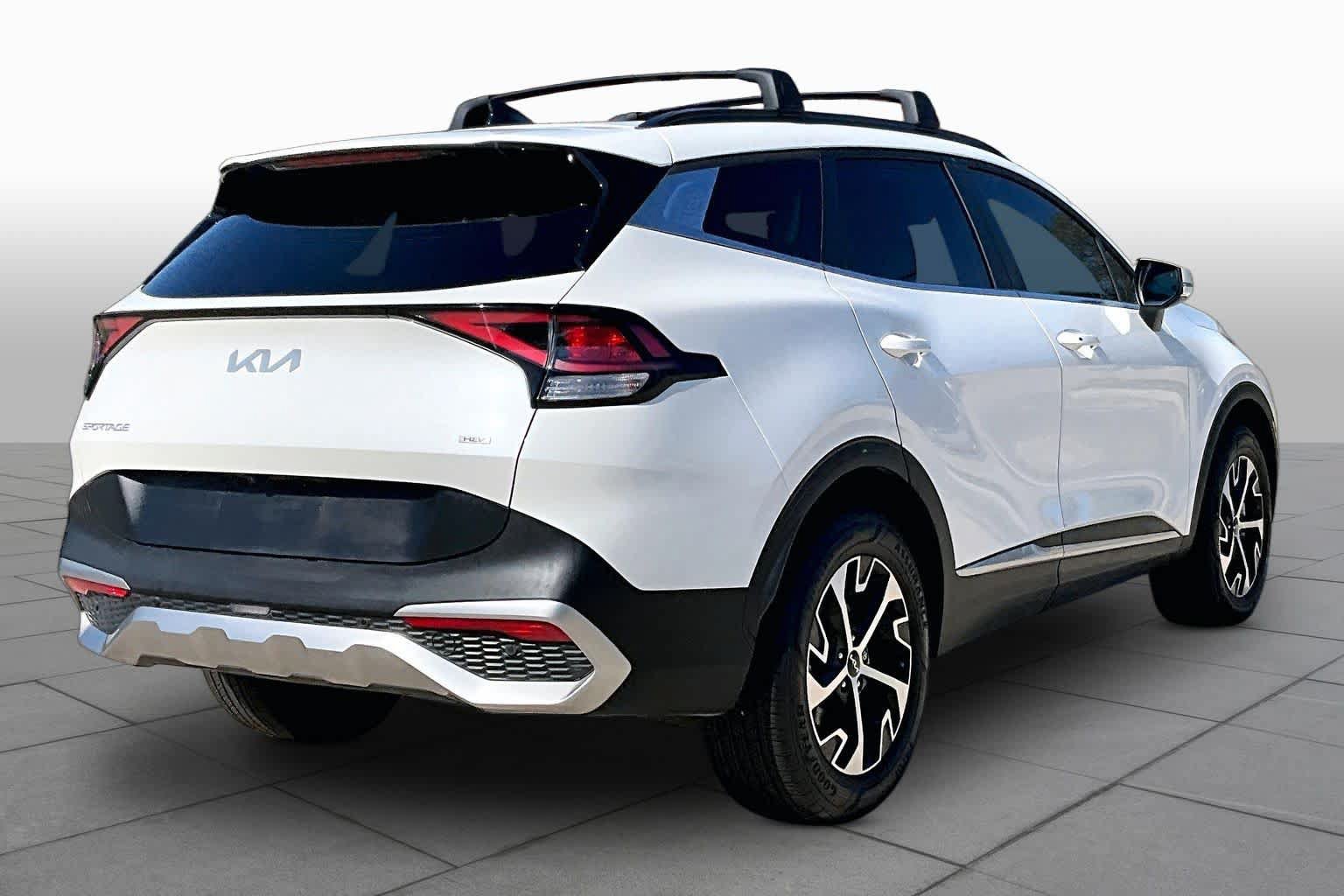 Used 2023 Kia Sportage EX w/ EX Premium Package AWD/4WD image 13