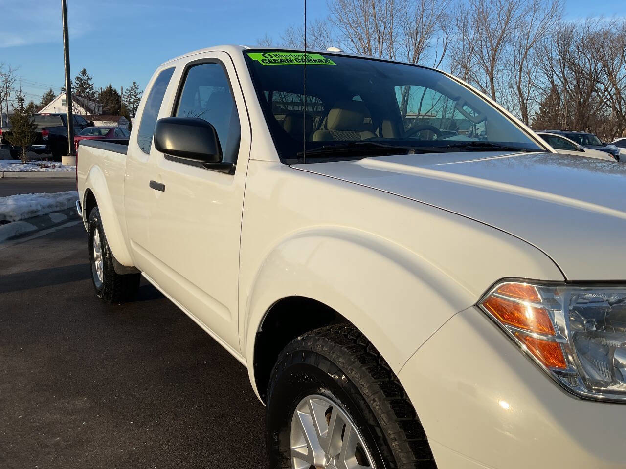 Used 2014 Nissan Frontier SV image 11