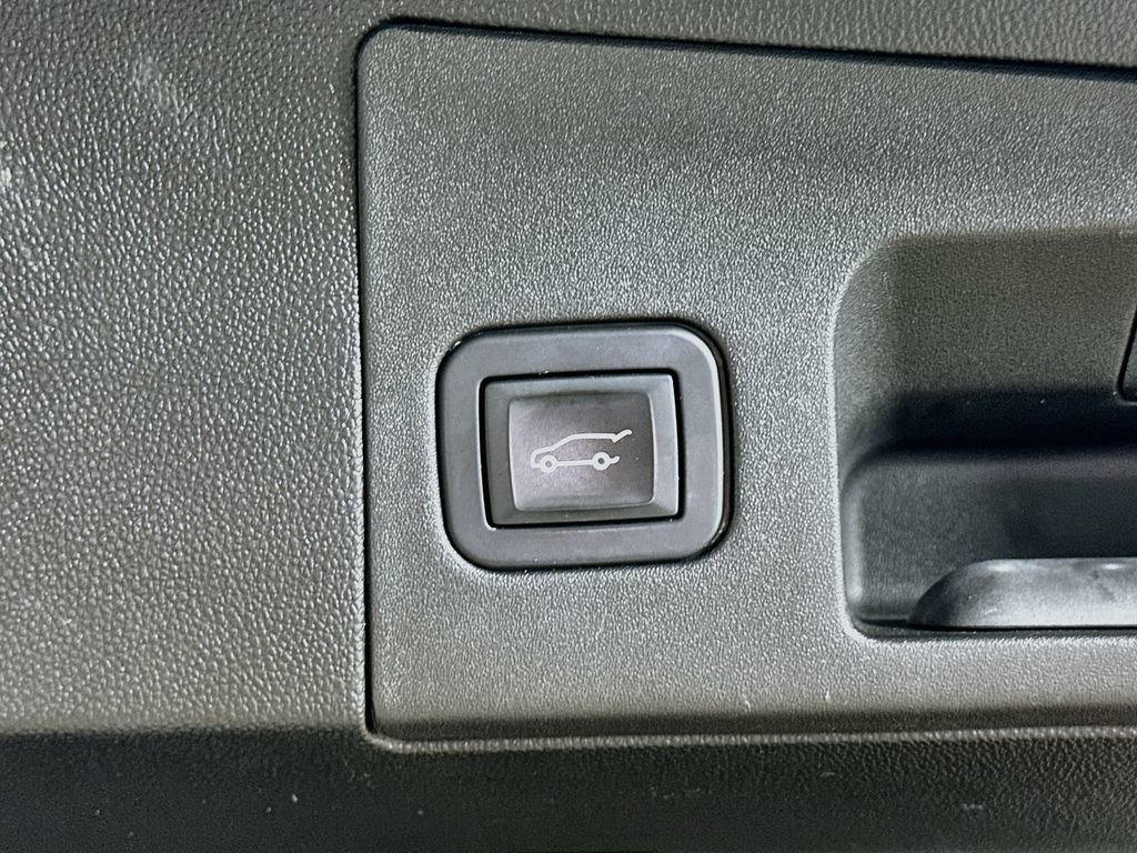 Used 2019 Cadillac XT5 Platinum AWD/4WD image 33