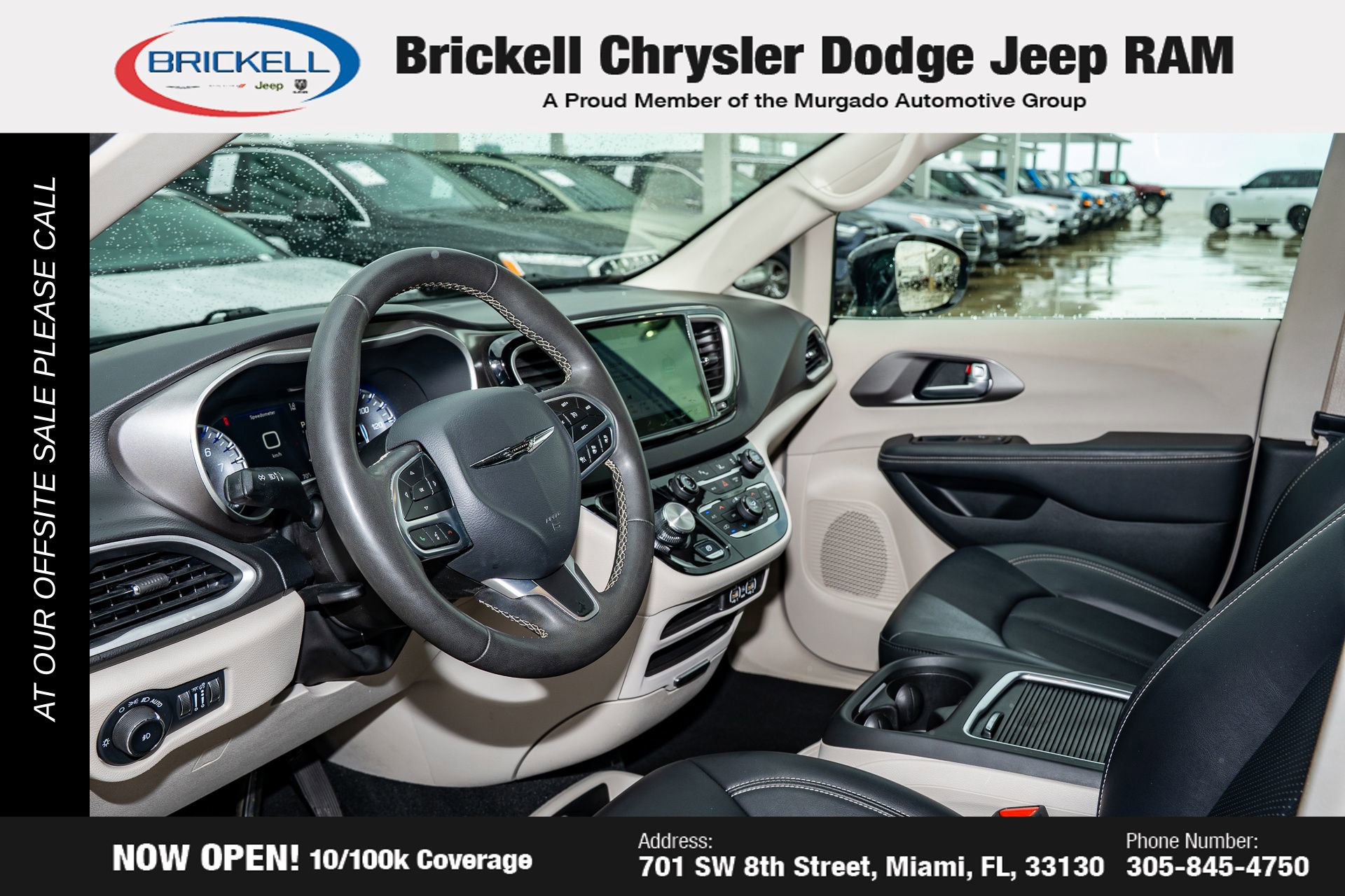 Used 2024 Chrysler Pacifica Touring-L FWD image 15