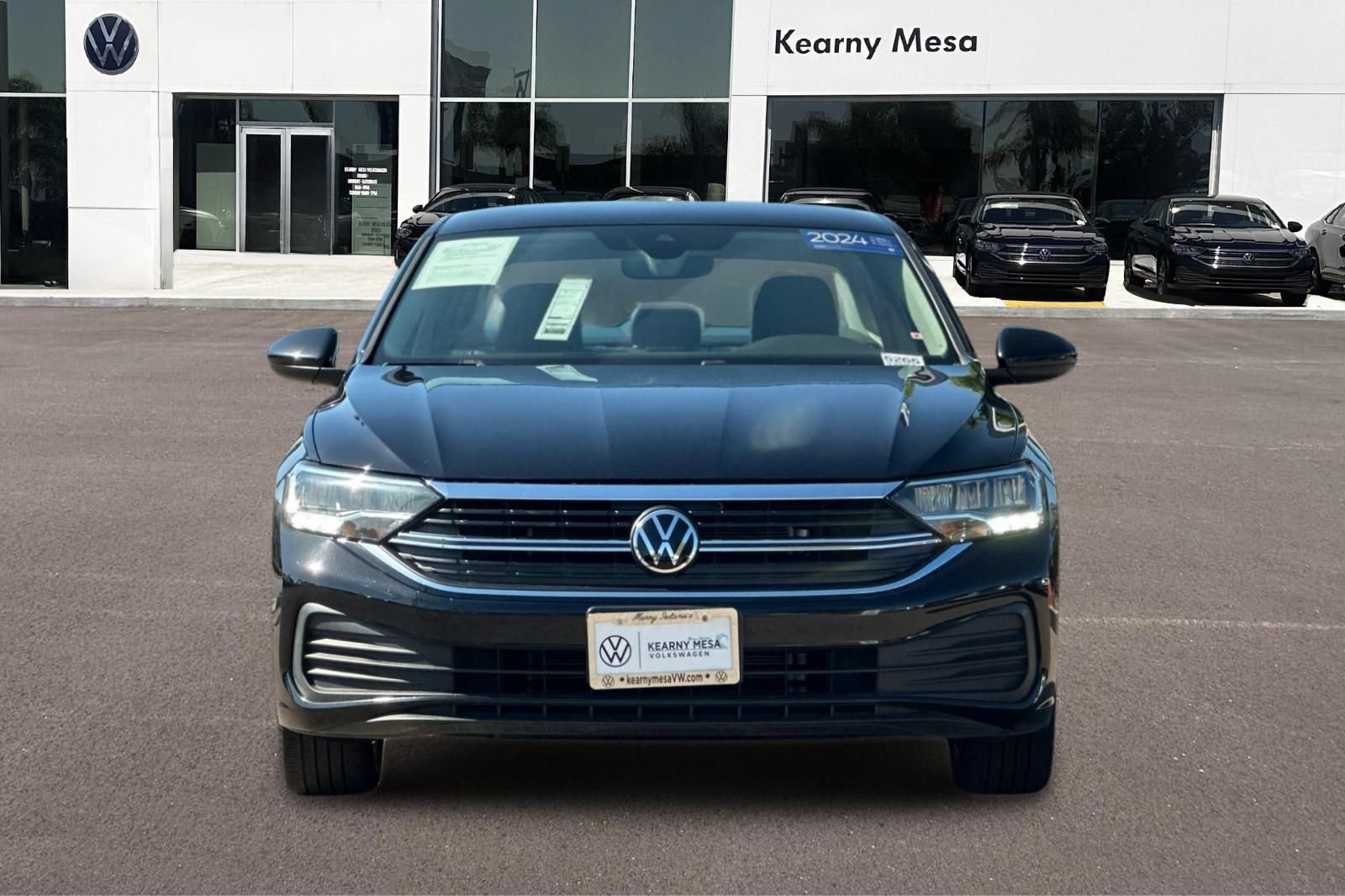 Used 2024 Volkswagen Jetta SE FWD image 9