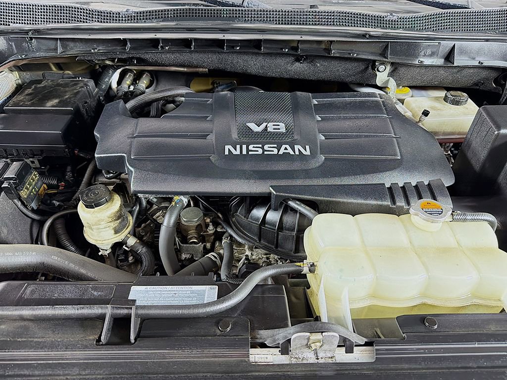 Used 2017 Nissan Titan SV image 11