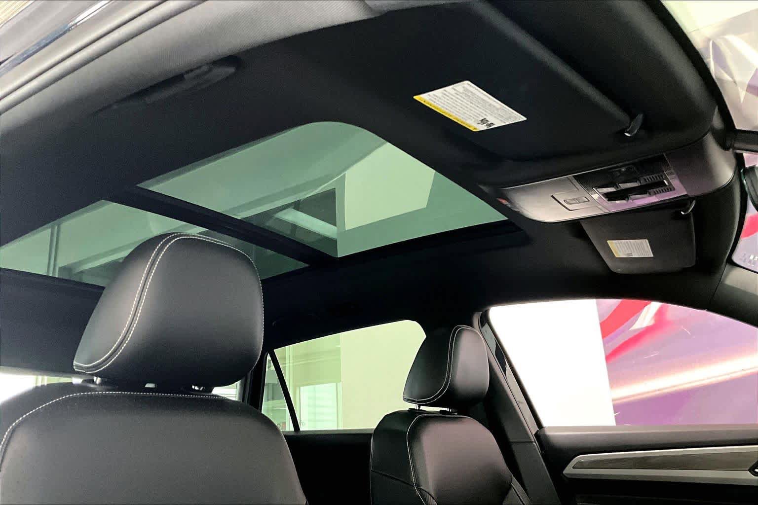 Used 2023 Volkswagen Atlas Cross Sport SE w/ Panoramic Sunroof Package AWD/4WD image 27