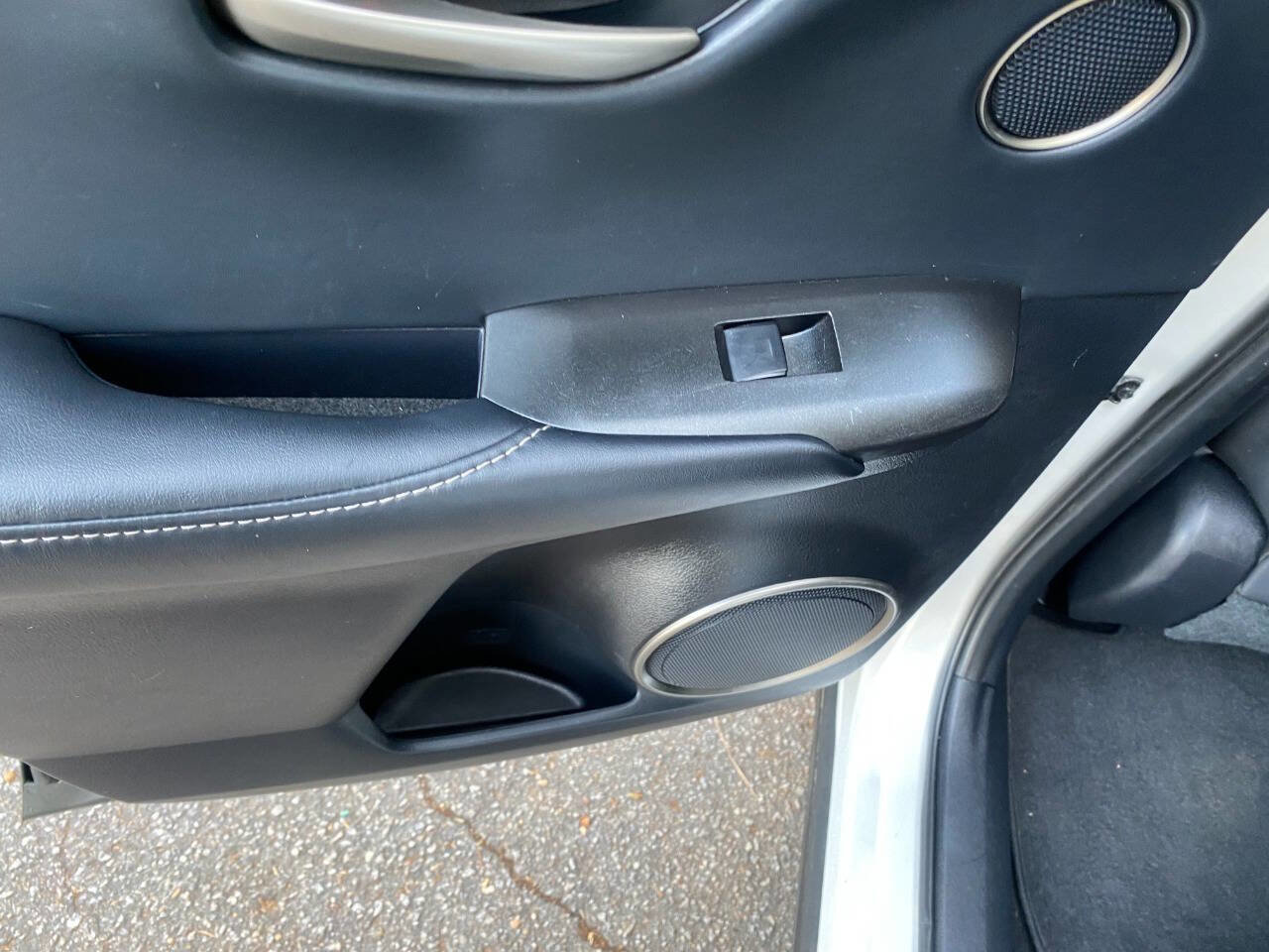 Used 2016 Lexus NX 200t FWD image 23