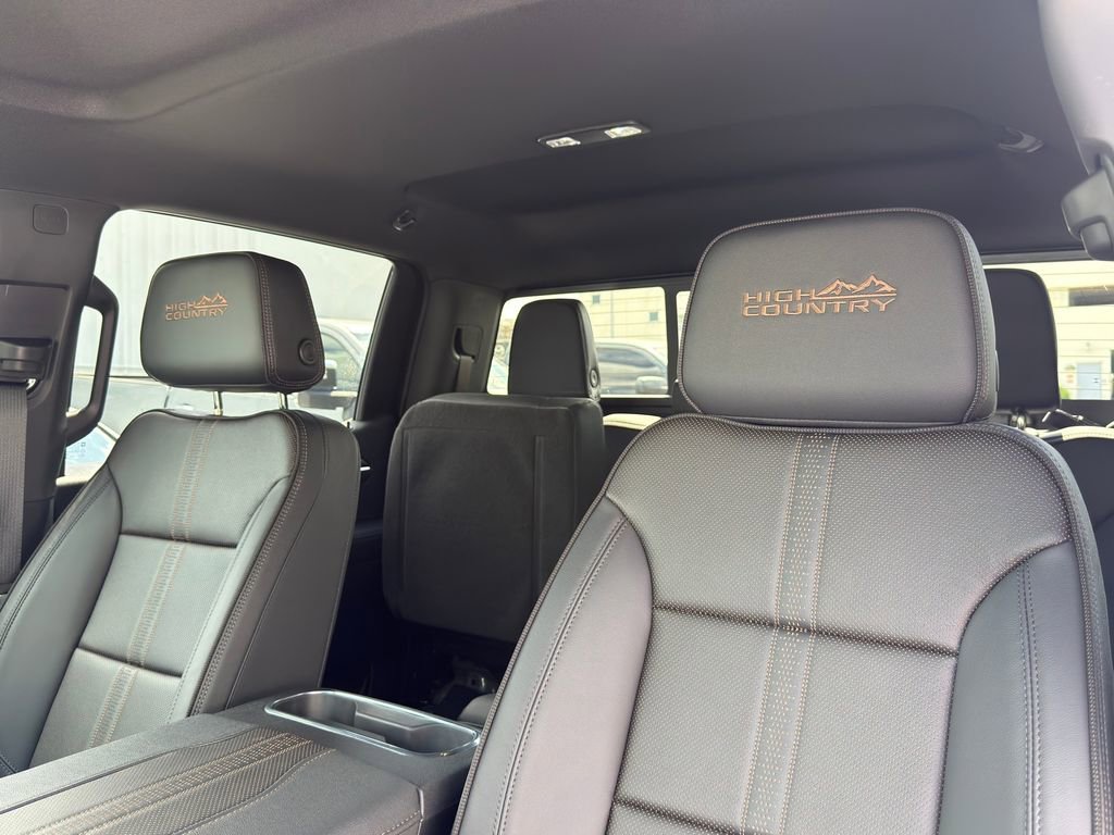 Used 2026 Chevrolet Silverado 1500 High Country w/ Technology Package image 16