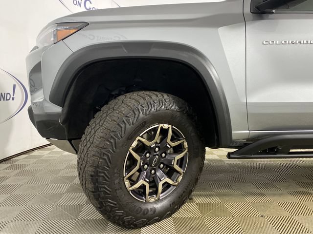 Certified 2024 Chevrolet Colorado ZR2 w/ Technology Package AWD/4WD image 31