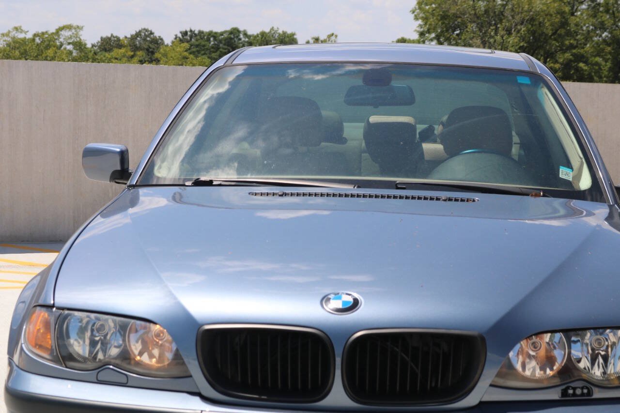 Used 2004 BMW 325xi Sedan AWD/4WD image 21