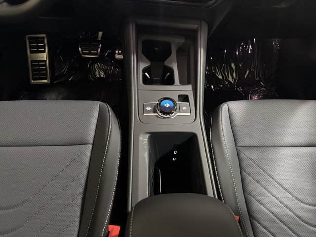 New 2026 Volkswagen Tiguan SE R-Line AWD/4WD image 34