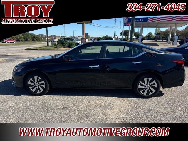 Used 2024 Nissan Altima 2.5 S image 1