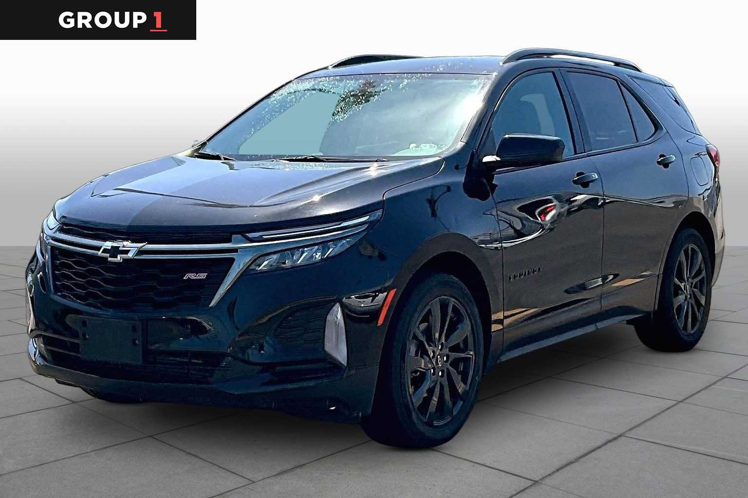 Used 2023 Chevrolet Equinox RS FWD image 1