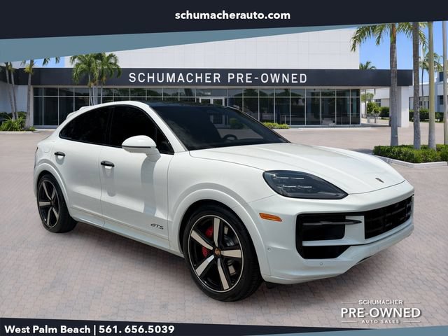 Used 2026 Porsche Cayenne GTS AWD/4WD image 1
